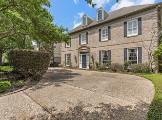 622 Shadywood Rd, Houston, TX 77057