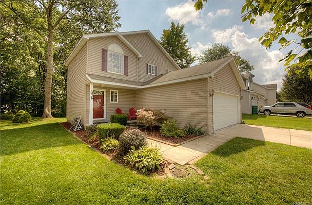 1st image of 1326 Sherwood Forest Dr