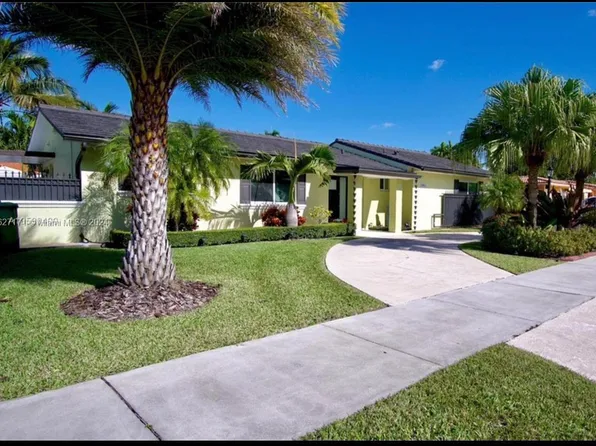 10841 SW 30th St, Miami, FL 33165