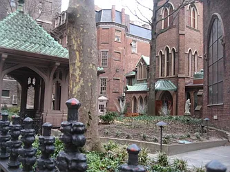 Rented by Citi Habitats