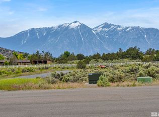 1369 Hunters Point Dr, Gardnerville, NV 89410