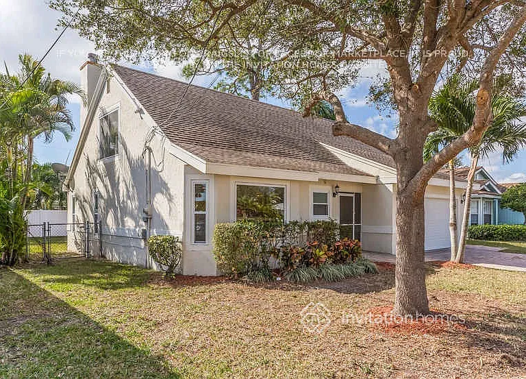 6150 Leslie St — Photo 2