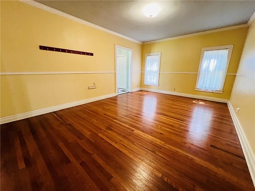 5 bed, 3.0 bath, 2996 sqft, $2,200 — Photo 3