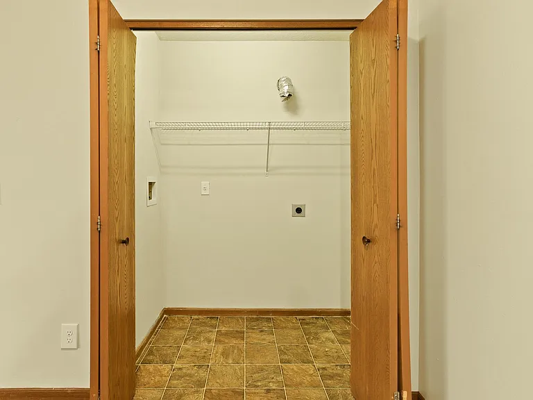 Waterford Pointe — Photo 32