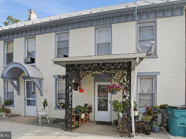 14 & 16 W Baltimore St, Funkstown, MD 21734