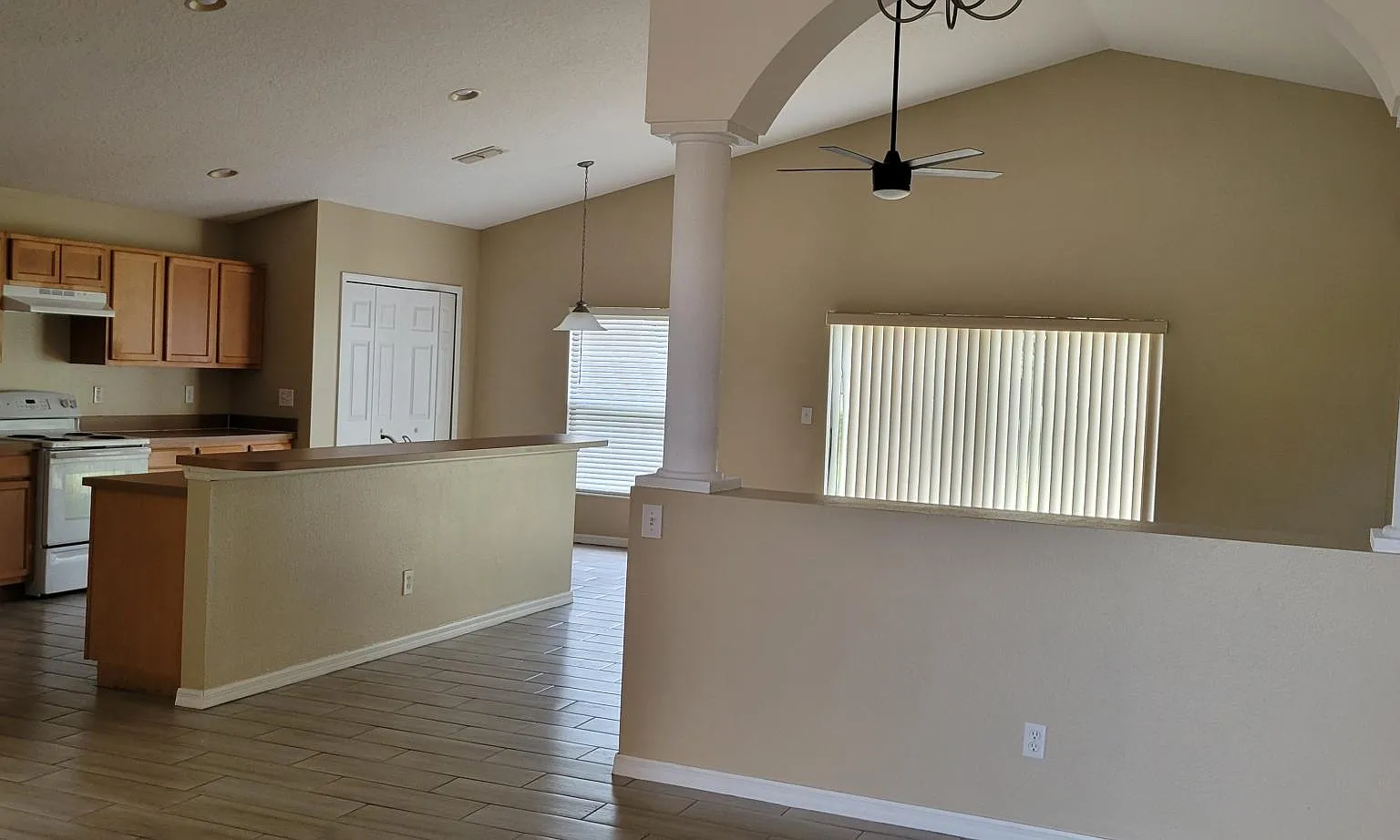 4 bed, 1772 sqft, $1,999 — Photo 2
