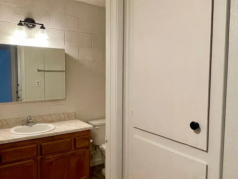 3474 Nicolet Ln — Photo 13