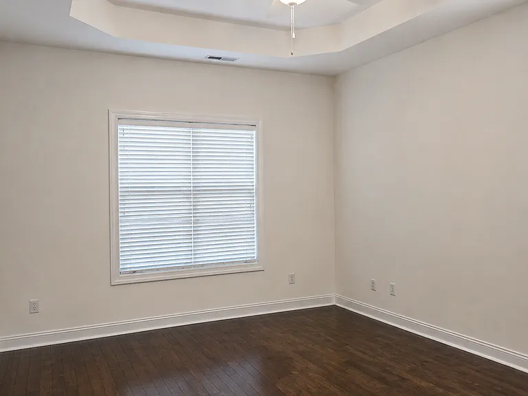 6102 Northshore Dr — Photo 10