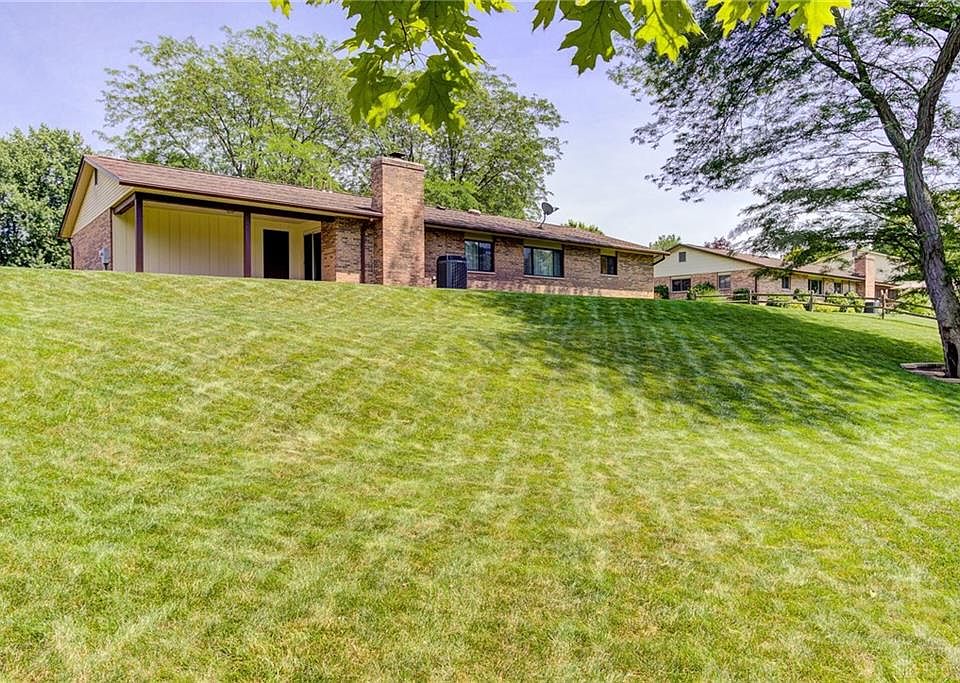 1st image of 2084 Entrada Dr