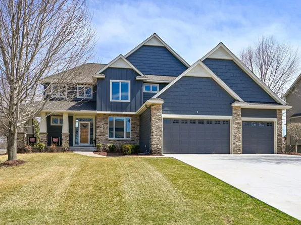 19125 Harmony Ave, Rogers, MN 55374