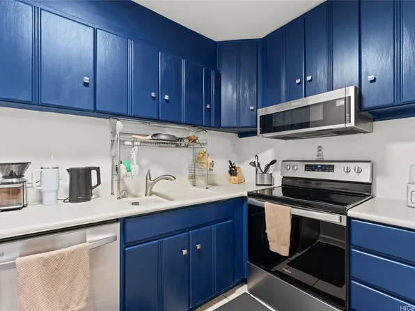 46-259 Kahuhipa St APT 318B, Kaneohe, HI 96744