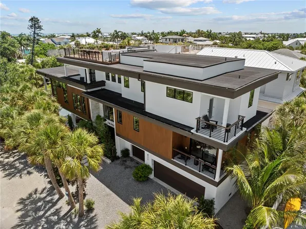 411 Palm Ave, Anna Maria, FL 34216