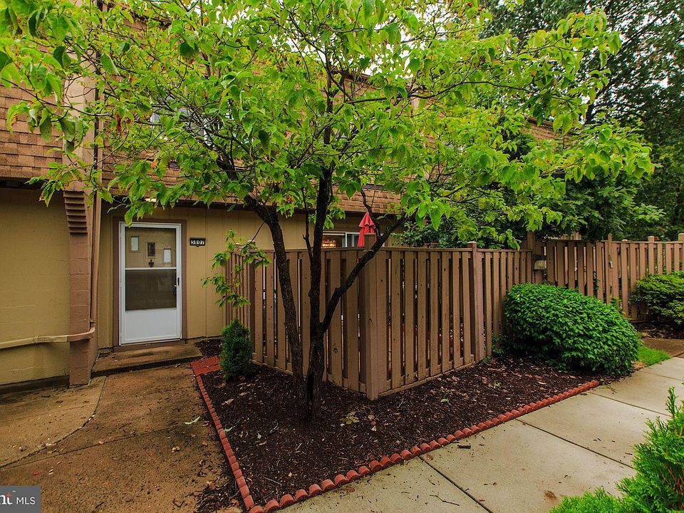 1st image of 3807 El Cerrito Pl #C