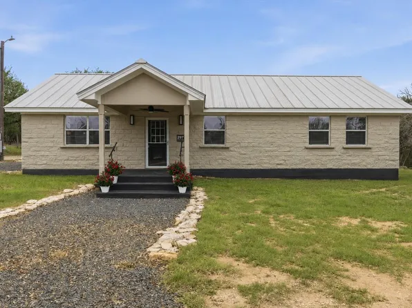 297 Robins Way, Wimberley, TX 78676