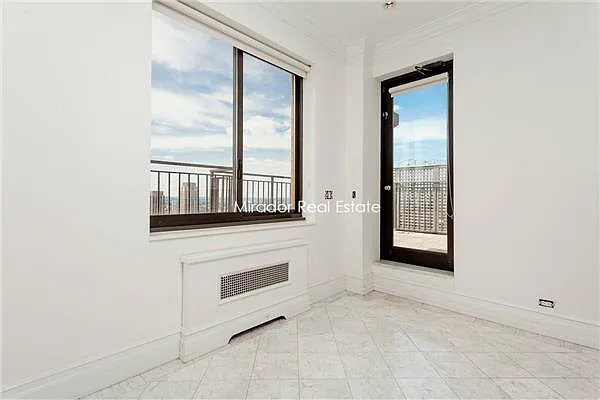 Rented by Mirador Real Estate | media 12