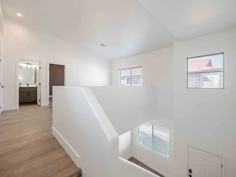 The Townhomes at Horizon Ridge, Henderson, NV, Hallway