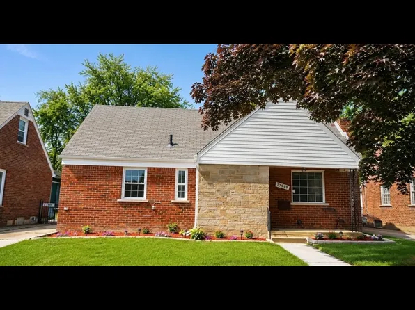 17599 Pinehurst St, Detroit, MI 48221