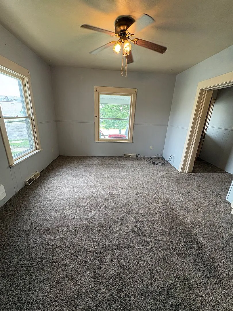 902 Mulberry St — Photo 2
