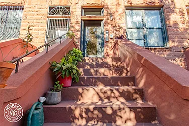 Rented by MySpaceNYC