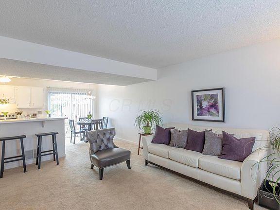 4th image of 4981 Stoneybrook Blvd