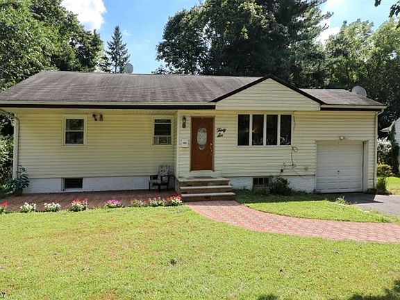 2nd image of 36 Fellswood Dr