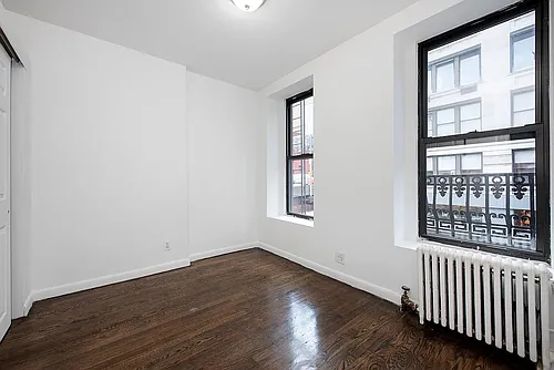 309 E 61st St #8 Photo 1