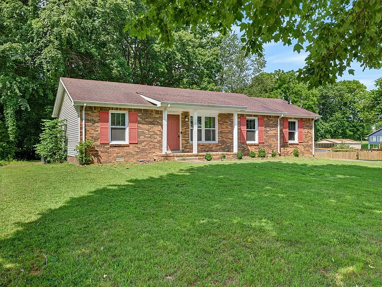1785 Broadripple Dr — Photo 3