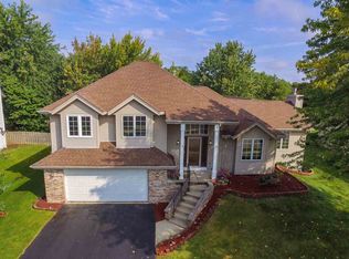 6820 Stone Cottage Rd, Rockford, IL 61114