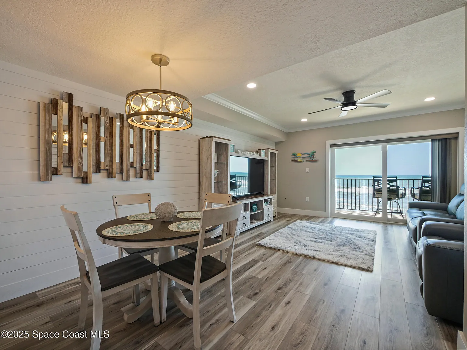 2 bed, 2.5 bath, 1205 sqft, $3,350 — Photo 4