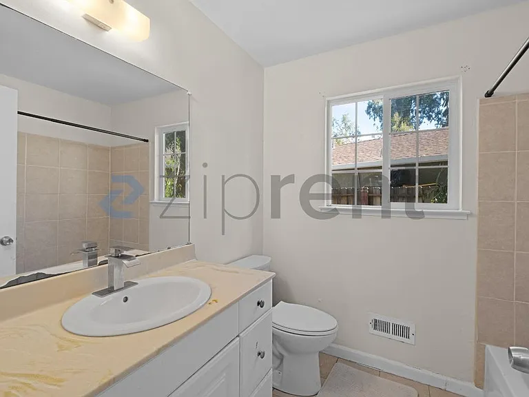 1471 Valenzuela Ct — Photo 25