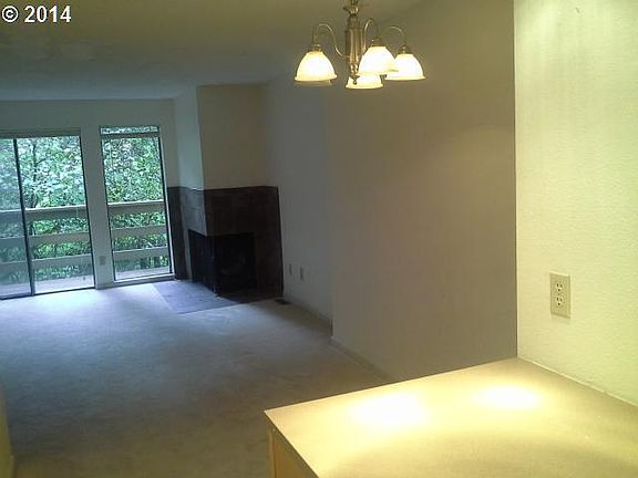 4th image of 6 Cervantes Cir