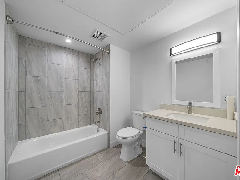 5612 Lexington Ave #203 — Photo 12