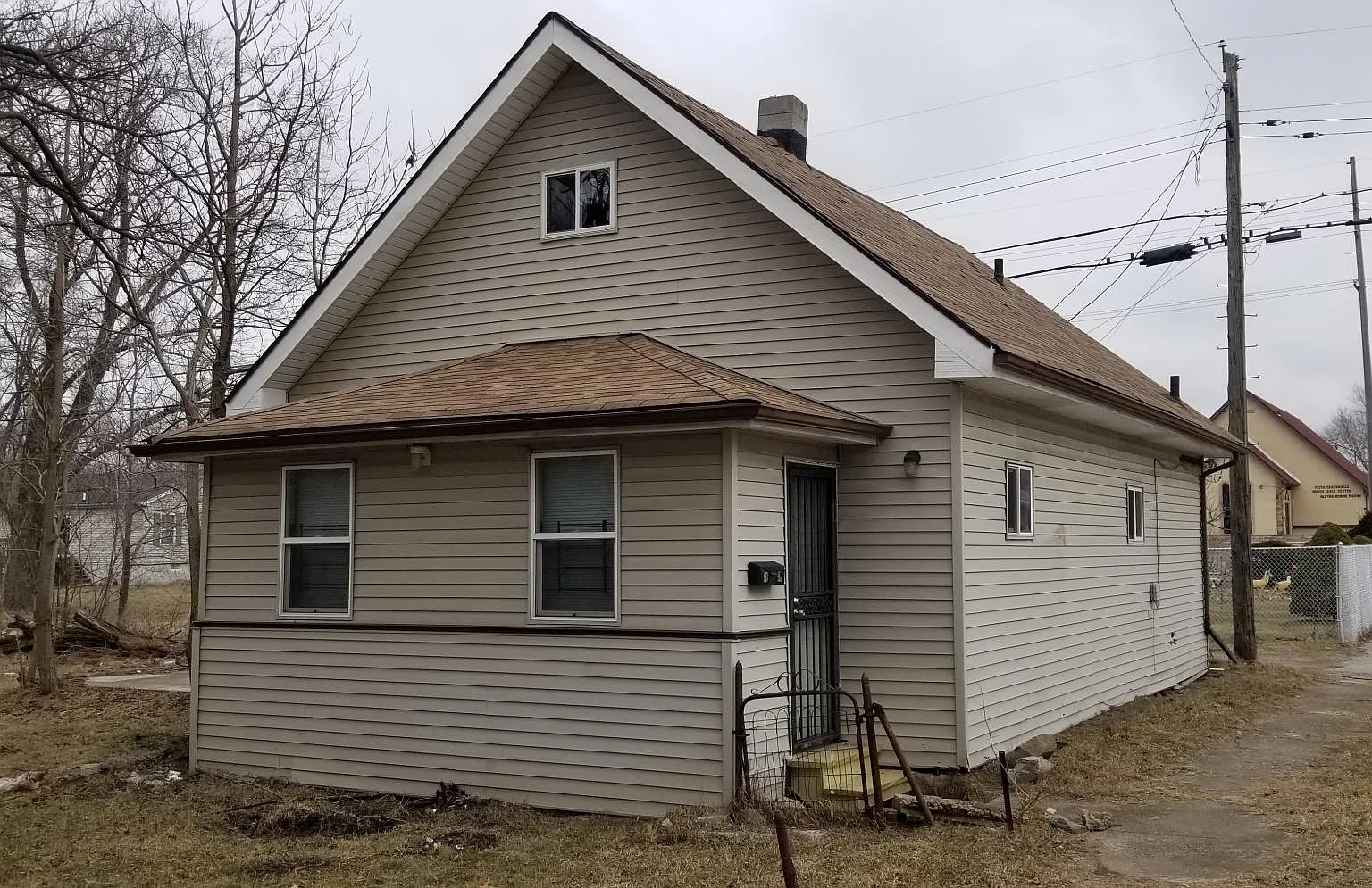 3495 Pennsylvania St — Photo 1