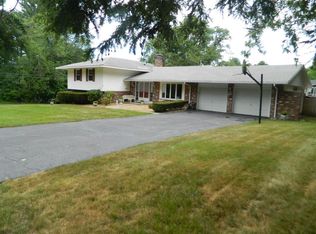 120 Walker St, Northbridge, MA 01534