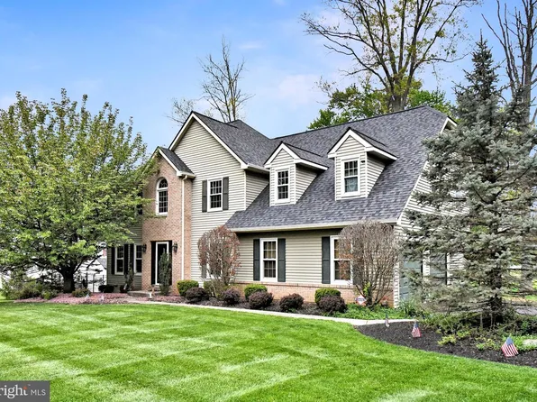 116 Rosewood Dr, Lansdale, PA 19446