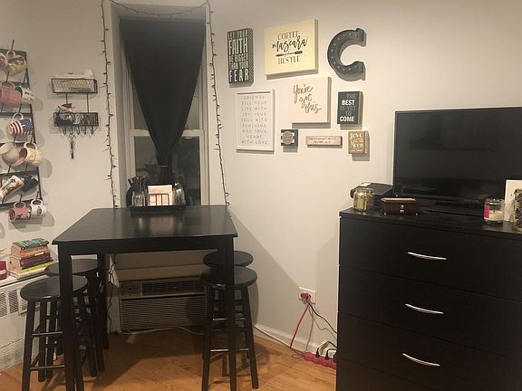 5th image of 324 E 82nd St APT Gd