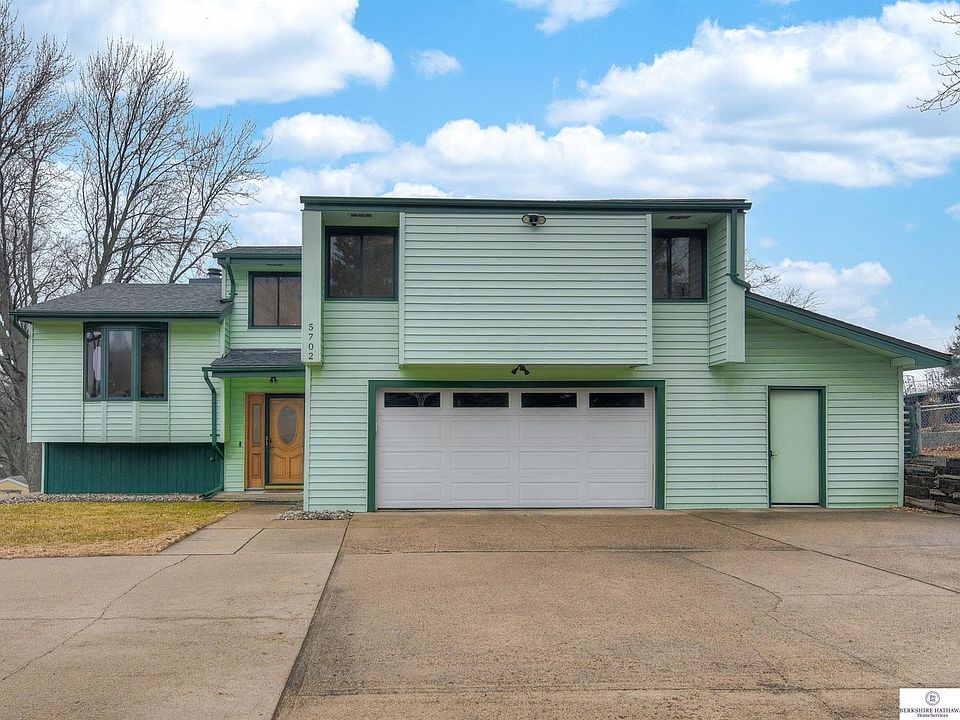 1st image of 5702 N 80th St