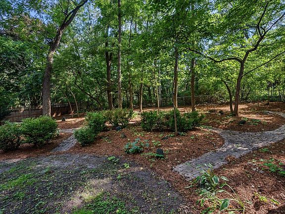 2nd image of 2909 Pelham ROAD