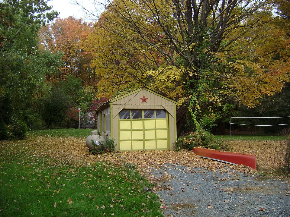 2nd image of 1877 Brookview Rd