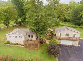 3454 Lowes Ferry Rd, Louisville, TN 37777