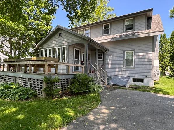 8 Sterling Street, Ellsworth, ME 04605