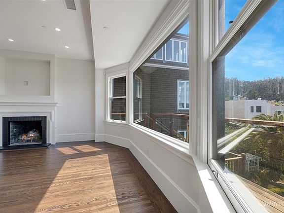 3rd image of 2839 Broderick St
