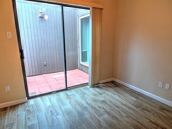 4th image of 5502 Timber Green Dr