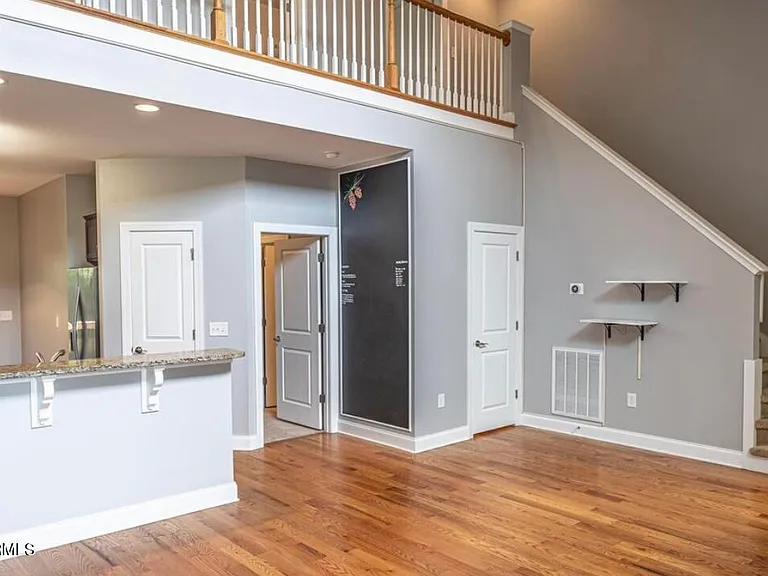 14 Cypress Cir — Photo 4
