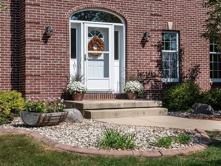 1245 Saint Patrick Way — Photo 2