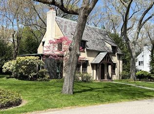 22 Boulder Rd, Wellesley, MA 02481