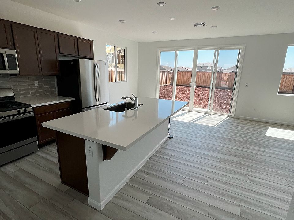 Kitchen and dinning area