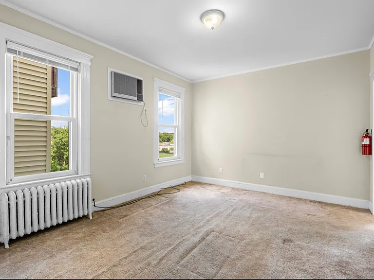 520 Schuyler Ave #2 — Photo 10
