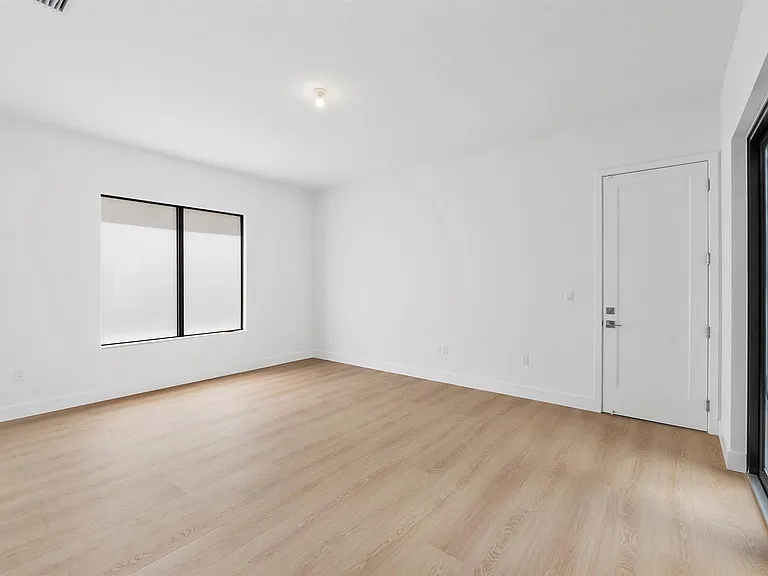 9322 Sunflower Meadow Rd — Photo 23