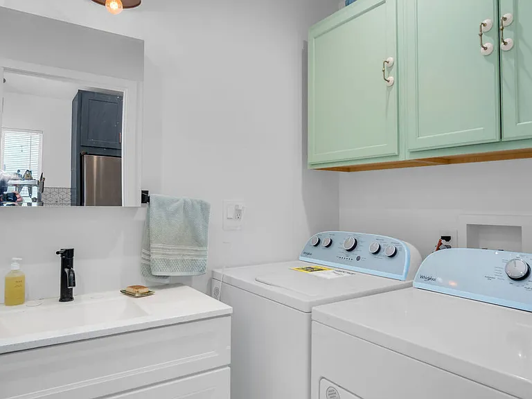 5114 Miriam St — Photo 7